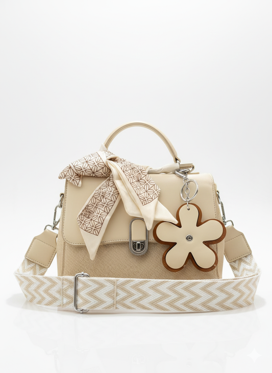 🌸 Elegant Beige Textured Handbag (Khubsoorat Beige Rang ka Bag)